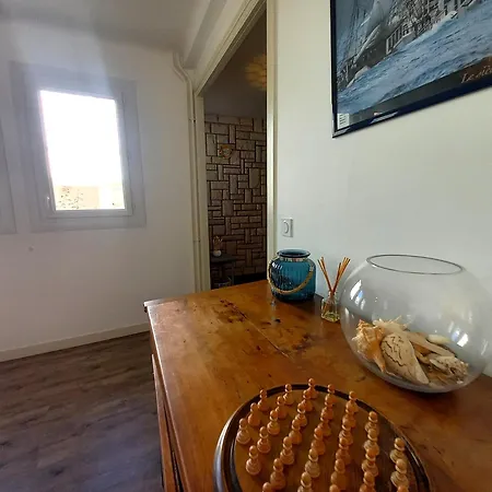 - Maison Des Années 50 Renovee à Proximité De La De Foncillon *